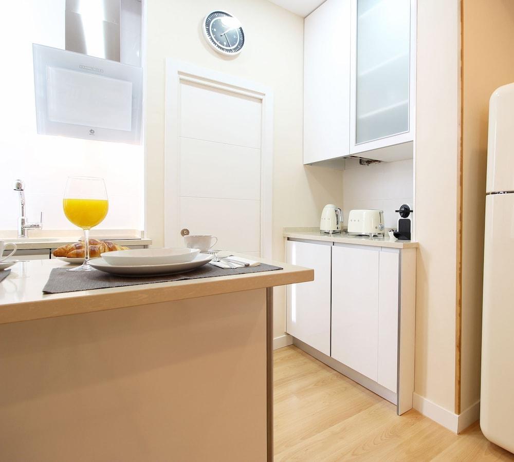 Charming Plaza Mayor Apartment